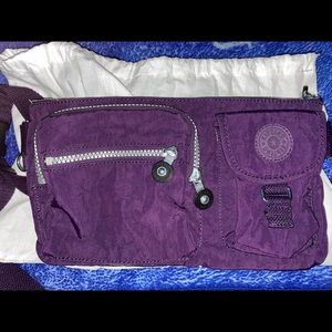 Kipling hip sack. Purple.
